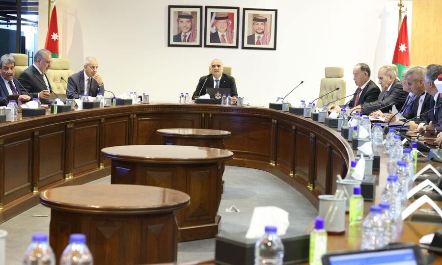 3 قرارات في جلسة مجلس الوزراء