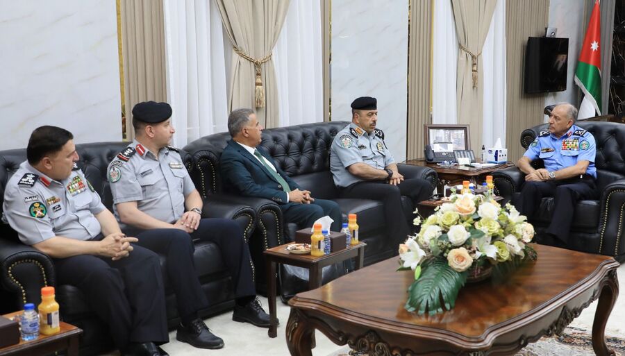 المعايطة يلتقي مدير الدفاع المدني الفلسطيني