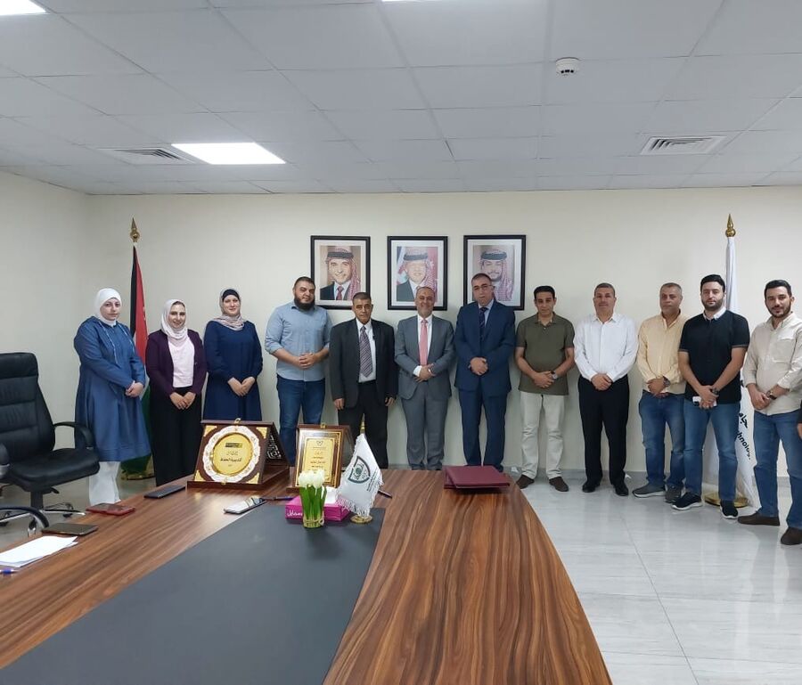 الكلية الجامعية للتكنولوجيا ــ ابو علندا