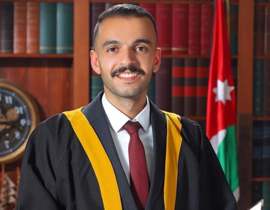 مؤتمن العقيل.. مبارك ادارة الاعمال