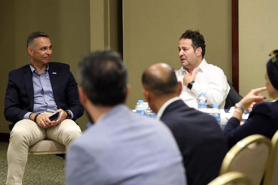 البلقاء التطبيقية تشارك في الاجتماع التحضيري