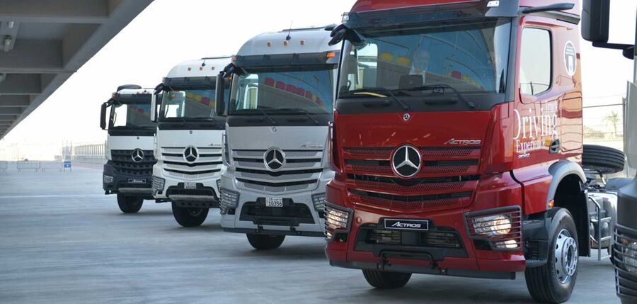 %40.2 ارتفاع حركة الشاحنات عبر المراكز