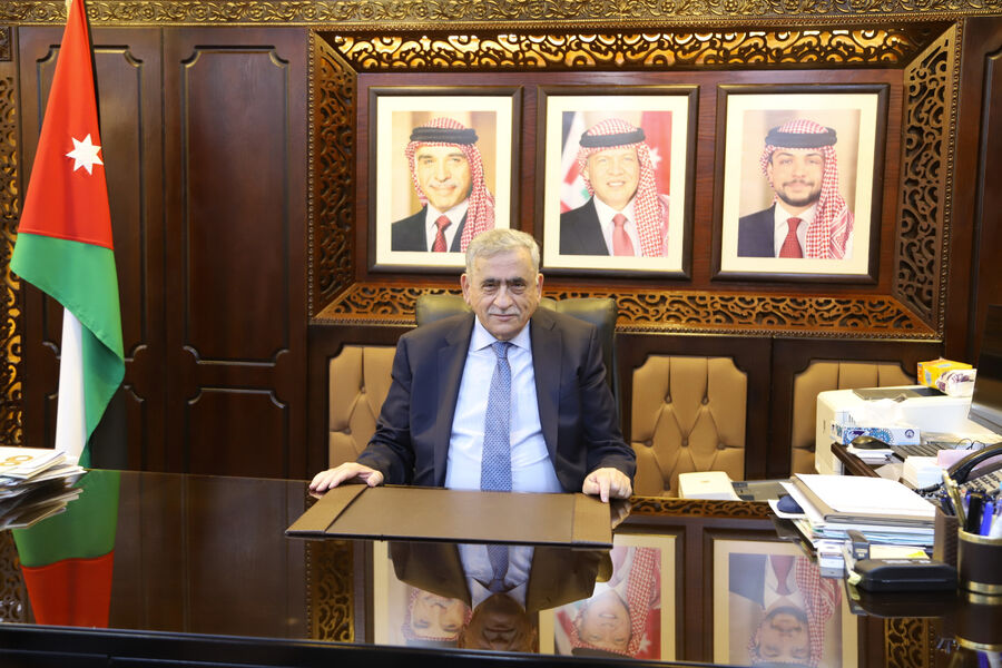 الأردنية تعلن عن 117 شاغرا لإيفاد