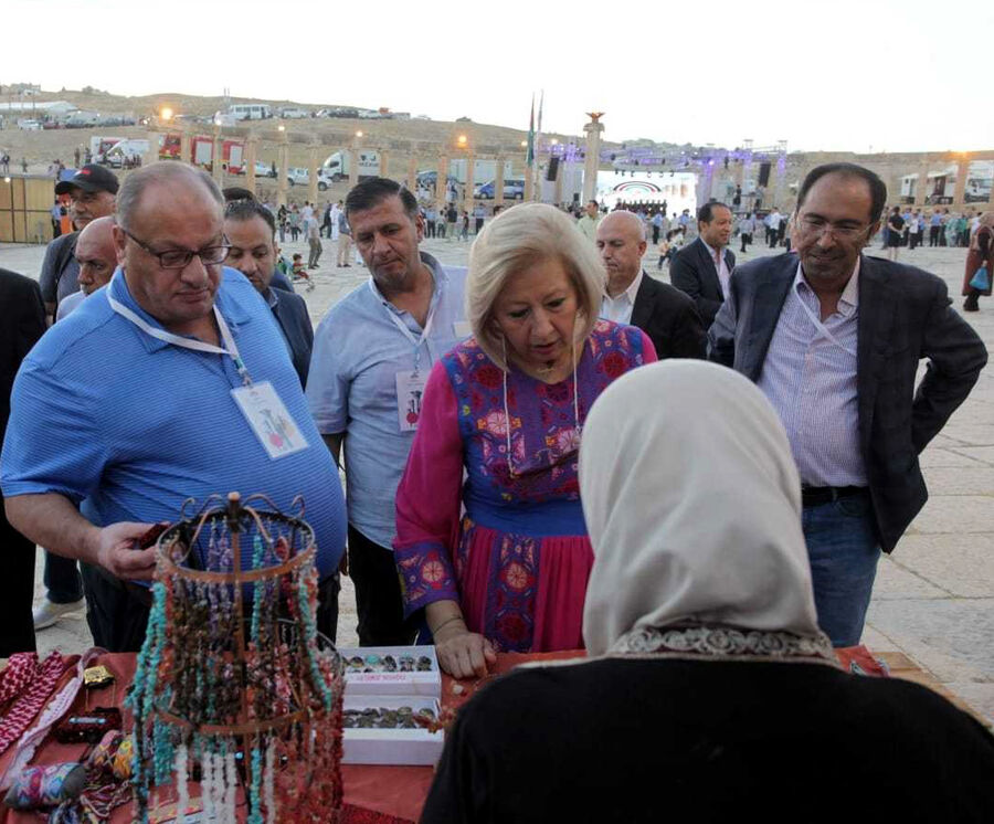 النجار تجول بمرافق مهرجان جرش.. تفاصيل