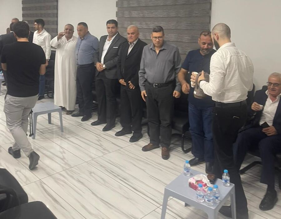 ابو خلف والزبيدي.. نسايب (صور)