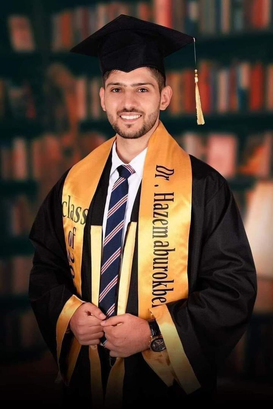 الدكتور حازم أبو ركبة مبارك التخرج