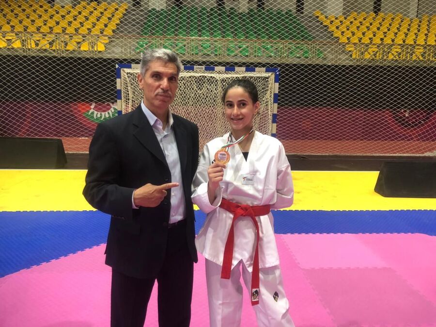 الجمل تظفر بذهبية التايكواندو