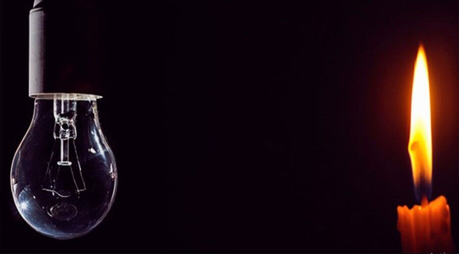 ليبيا تغرق في الظلام فجأة والمواطنون