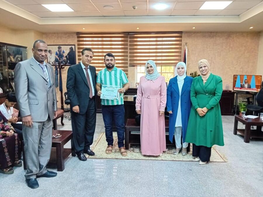 نائب محافظ جرش يكرم الفائزين في