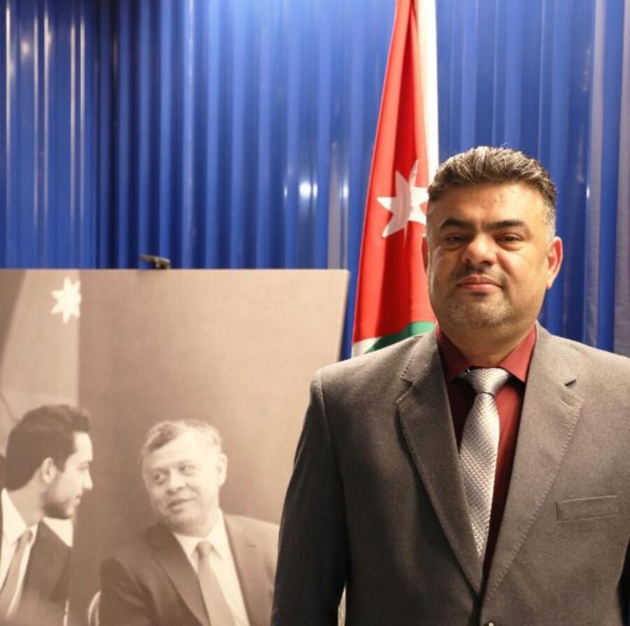 منذر علي العزام.. مبارك النجاح