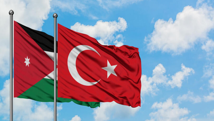 بحث عقد الاجتماع الأول للجنة الاقتصادية