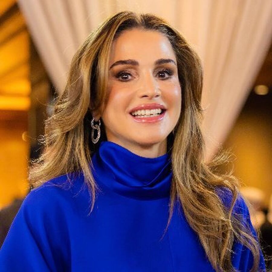 الملكة تهنئ طلبة التوجيهي