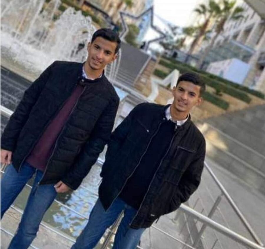 الزميلة اسيل الحنيطي تهنئ خالد ومحمد