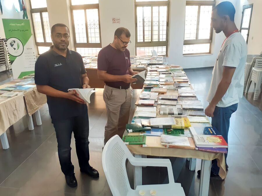 أكاديمية ابتناء للتدريب والاستشارات تنظم معرض