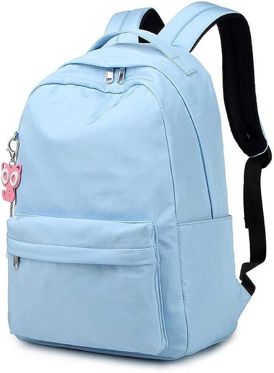 أردنيون يلجأون لإصلاح الحقائب المدرسية تماشيا