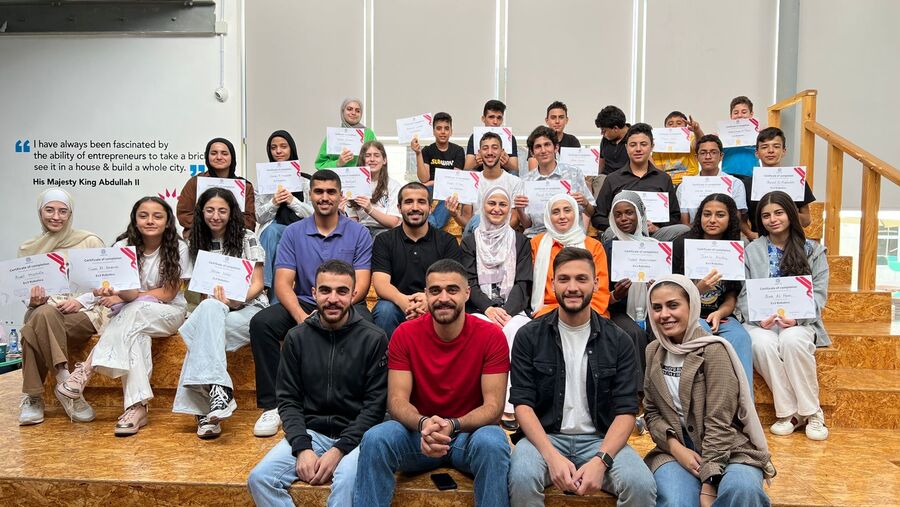 منصّة زين تختتم برنامج مجتمع الرياديين