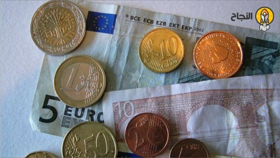 شرح تطور النقود من أنظمة المقايضة