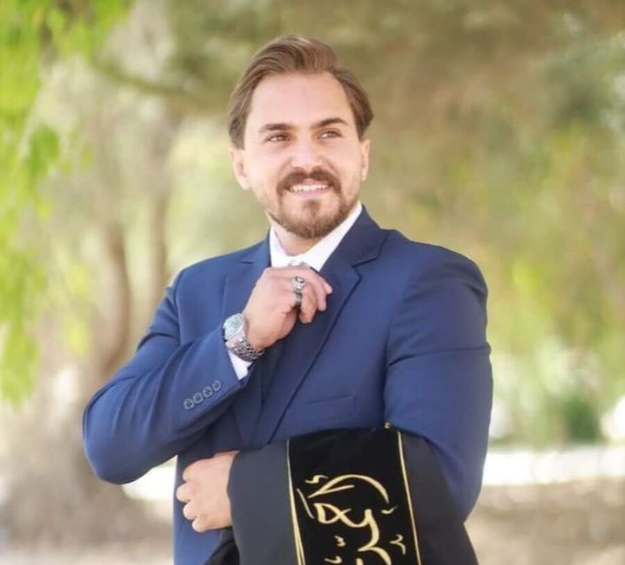 الماجستير في اللغة العربية لـ احمد