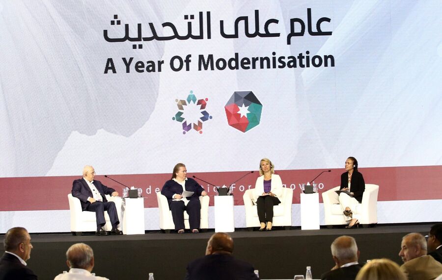 زينة طوقان تتوقع ارتفاع حجم المساعدات