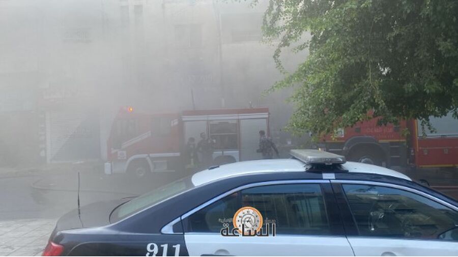 حريق محل مواد بناء في راس