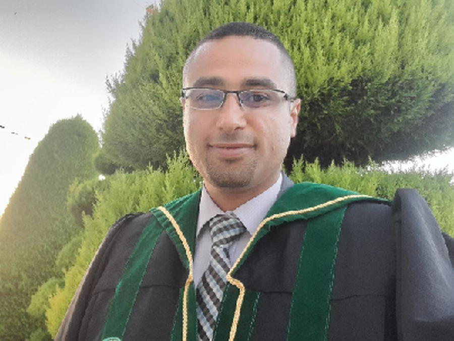 د.مالك أبو عفيفة نائبا لعميد الدراسات