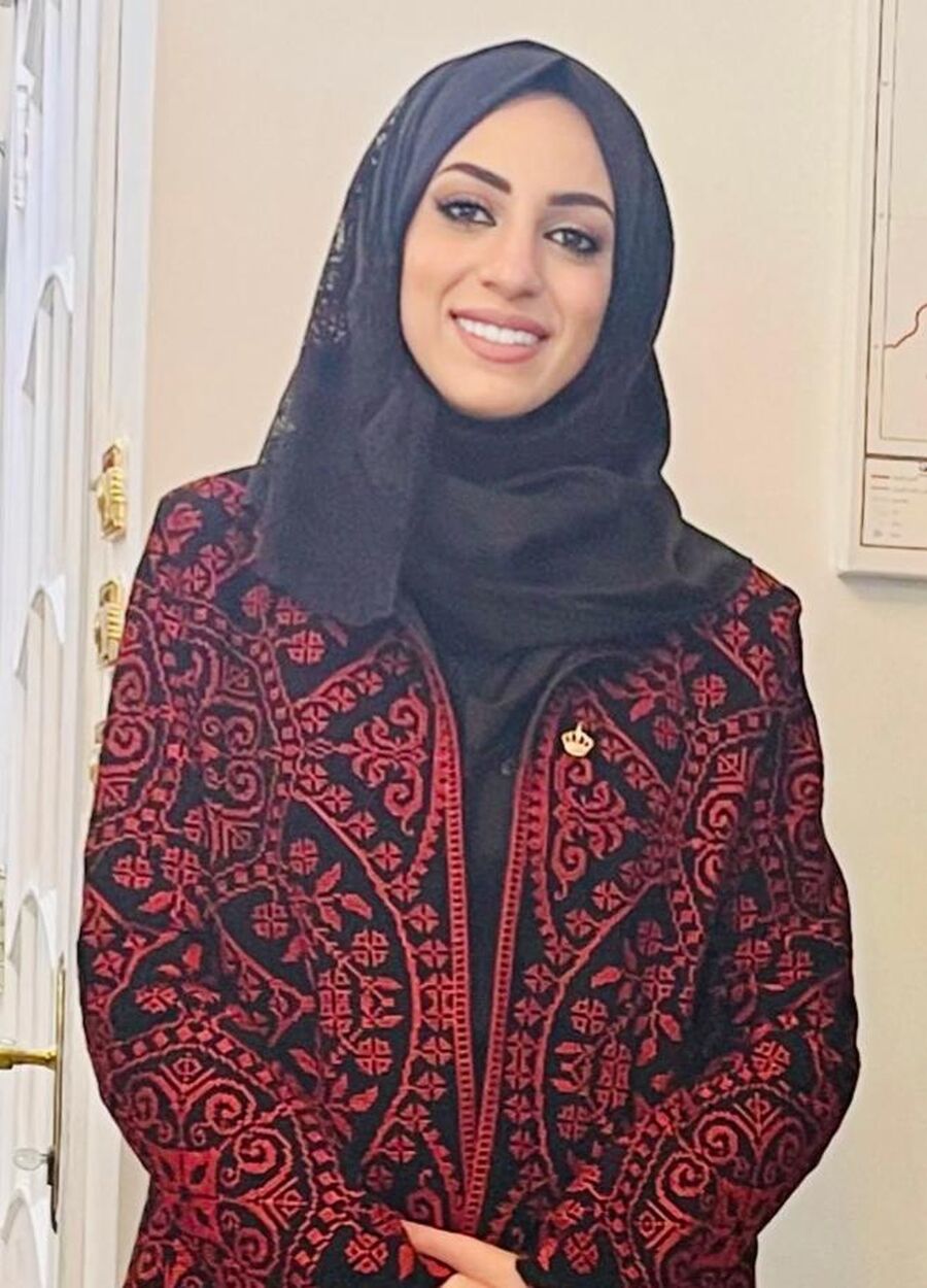 المهندسة الاء الطحلة تتسلم مديرة لوحدة