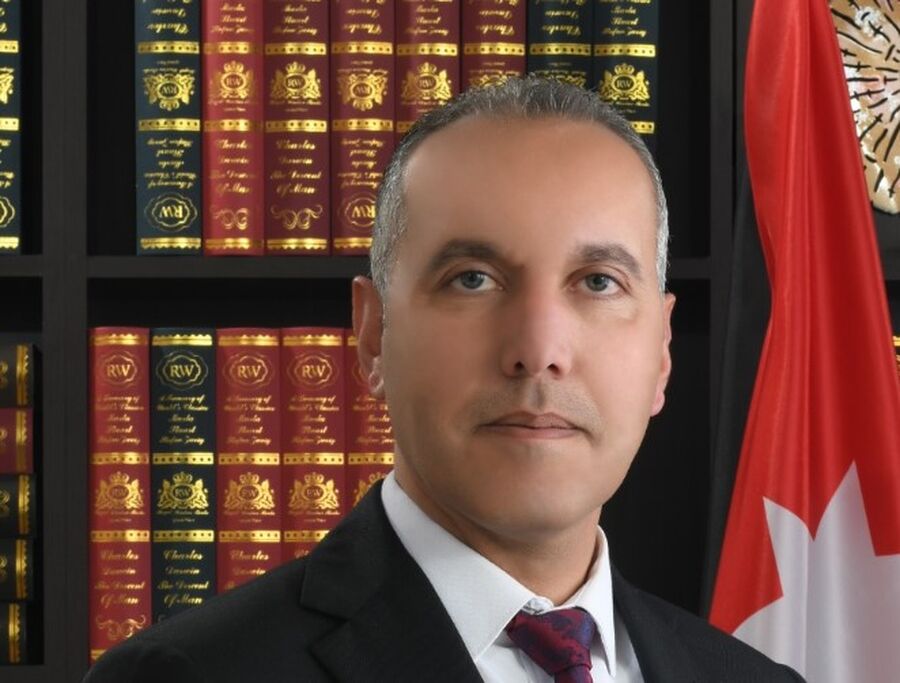 العدوان عميدا لكليّة الزرقاء الجامعيّة