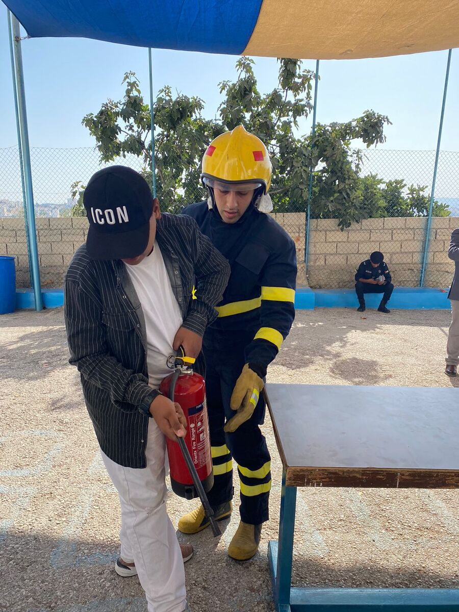 الشرطة المجتمعية تنفيذ يوما توعويا في