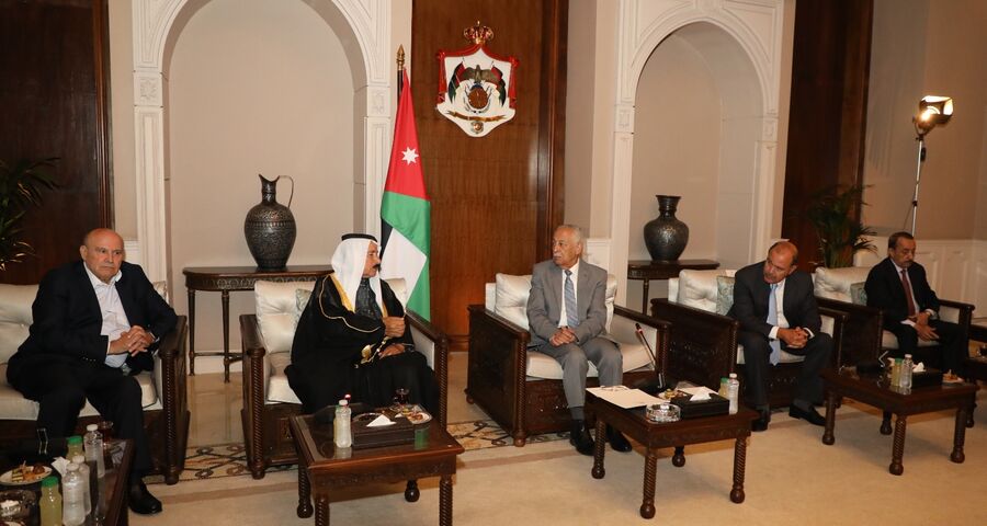 وفد من شيوخ ووجهاء عشيرة المجالي