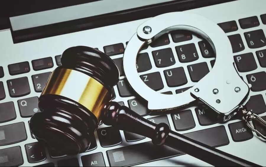 الجرائم الالكترونية غدا.. صفحة جديدة لفضاء