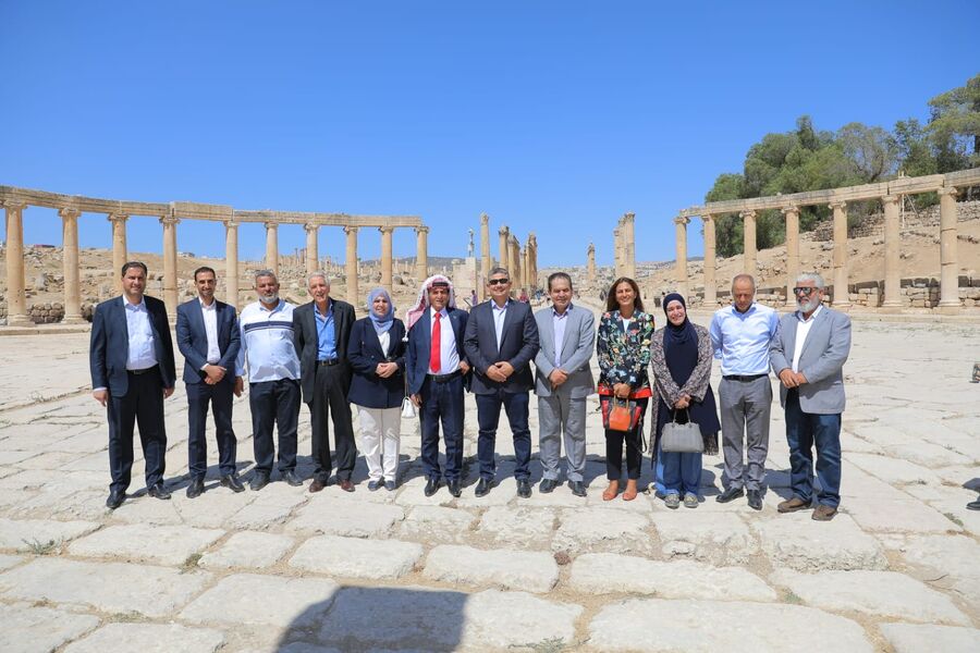 “السياحة النيابية” تطلع على الواقع السياحي