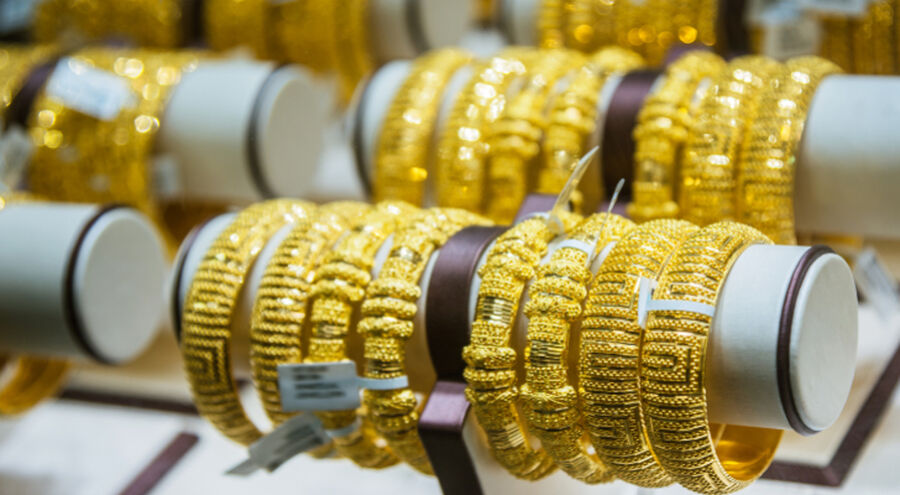 الذهب ينخفض محليا بعد أسبوع من