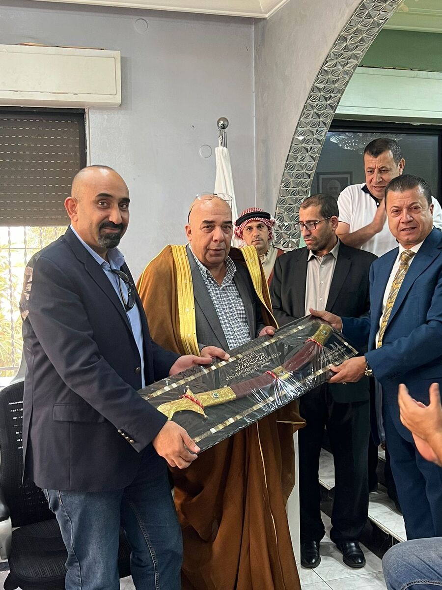 مكاتب الاستقدام تكرم النقيب السابق ابو