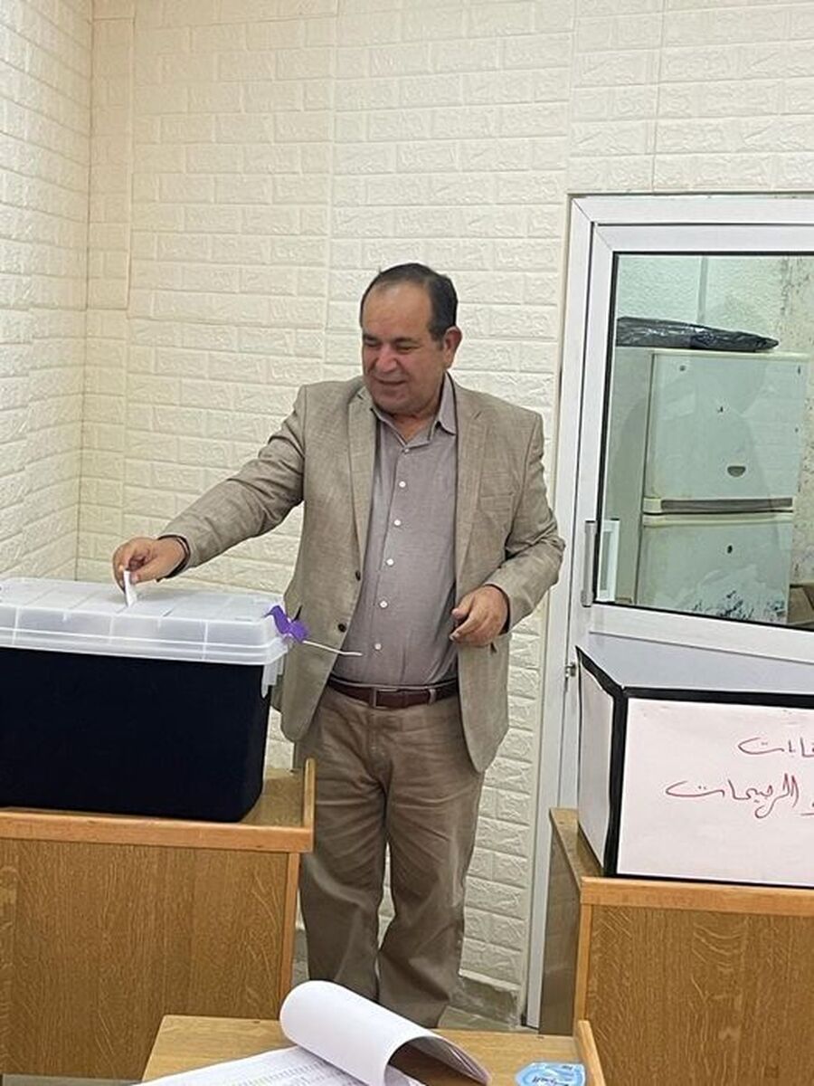 صندوق من نوع آخر كتب عليه