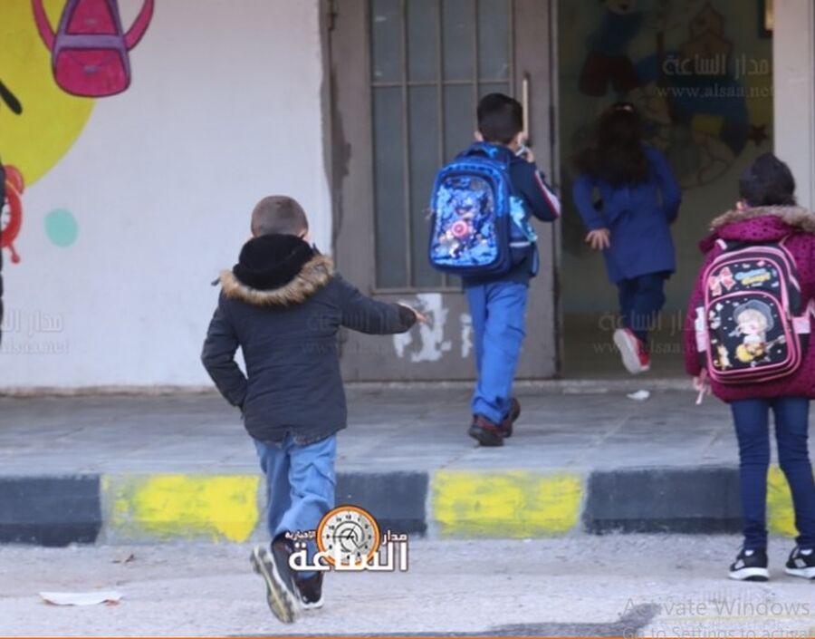 هام لطلبة المدارس.. ارتدوا ملابس أكثر