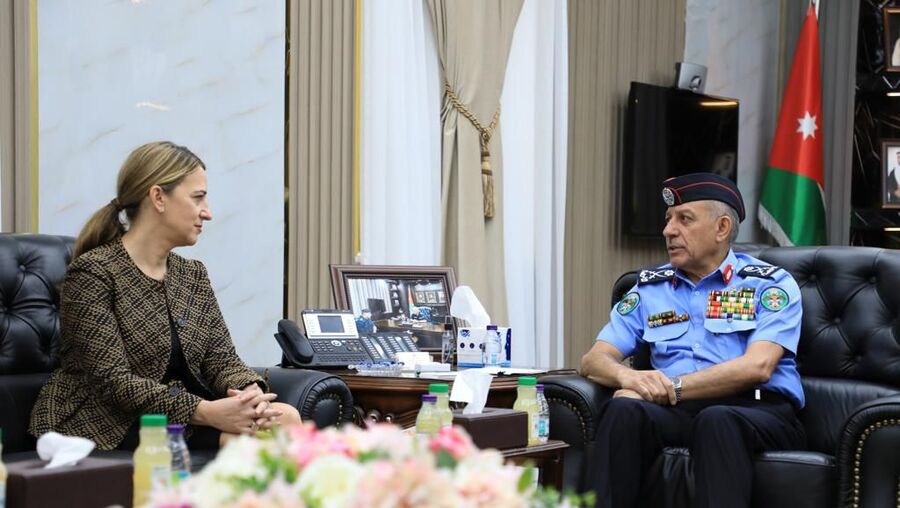 السفيرة لمبرت للواء المعايطة: حريصون على