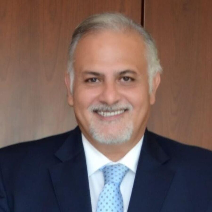 كمال البكري.. مبارك