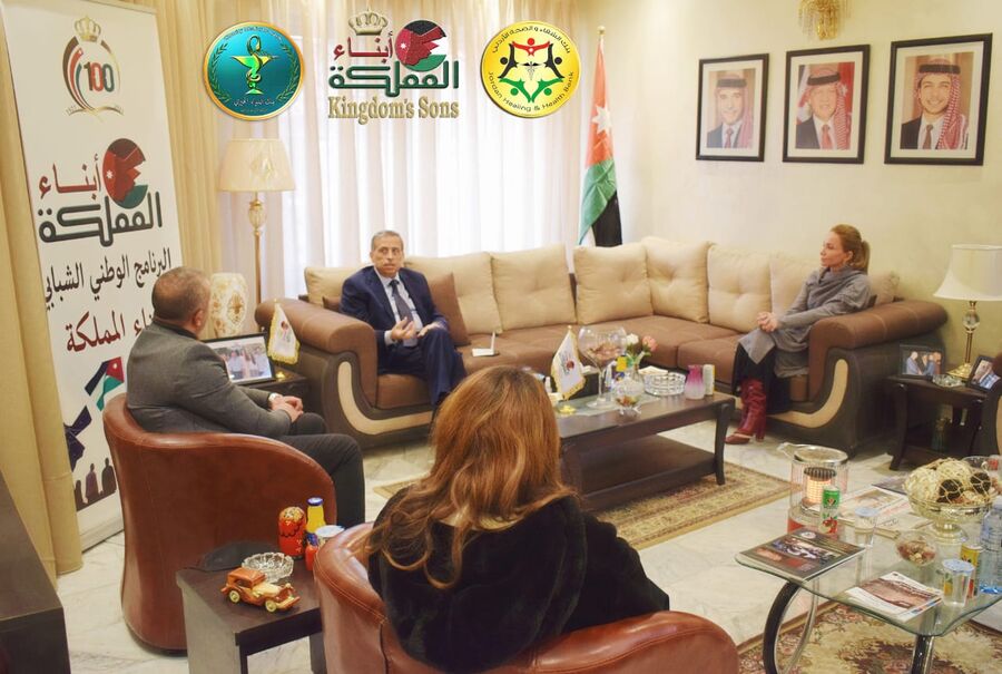 أبناء المملكة يهنئ الدكتور فوزي الحموري