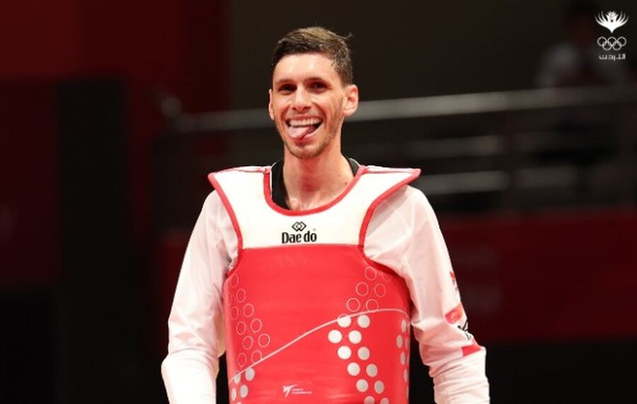 الحلواني يحرز أولى ميداليات الأردن في