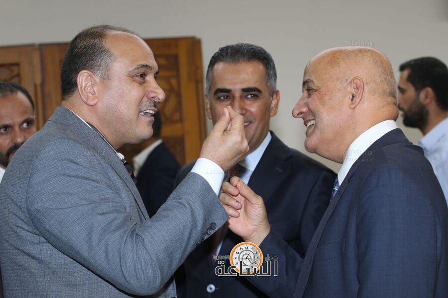 مهند المبيضين يستقبل جموع المهنئين بالوزارة