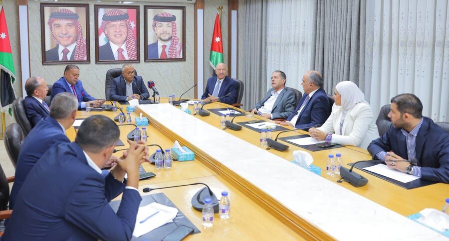 العهد النيابية تختار عبيدات رئيسا للكتلة