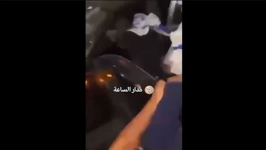 شاهد.. اعتداء همجي من المستوطنين على