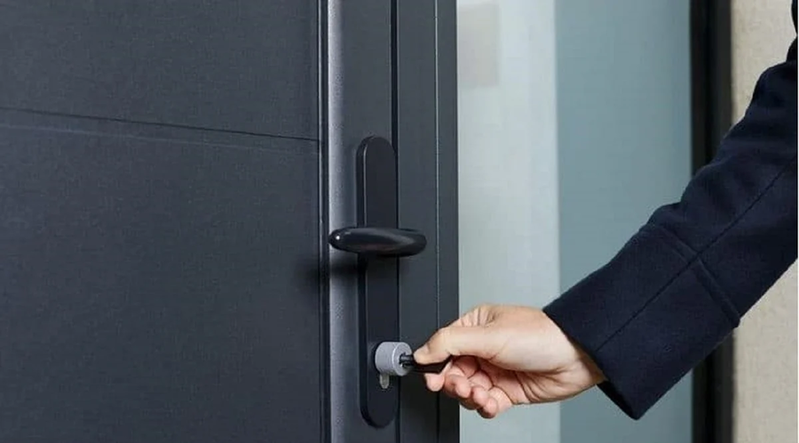 دعاء الخروج من المنزل.. مكتوب بـ