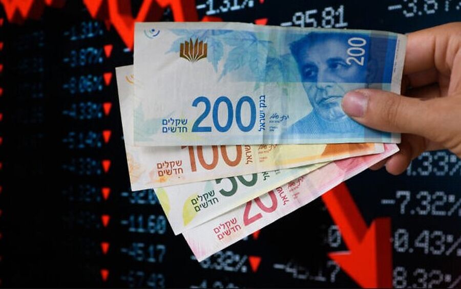 الشيكل الإسرائيلي يهبط إلى أدنى مستوى