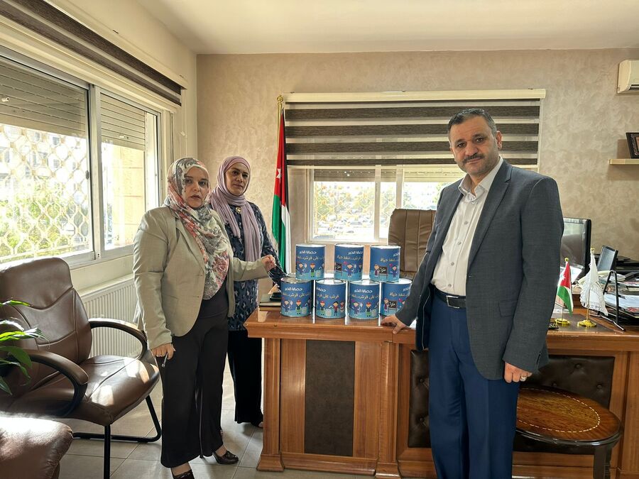 إطلاق حصالة الخير في مدارس لواء