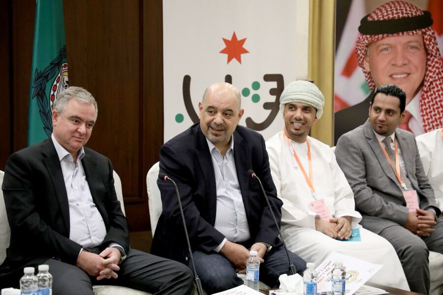 الهناندة يلتقي الوفود الشبابية العربية في