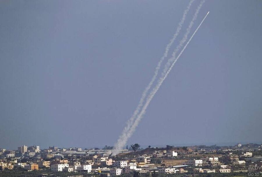 الخامسة بتوقيت القسام.. مئات الصواريخ نحو