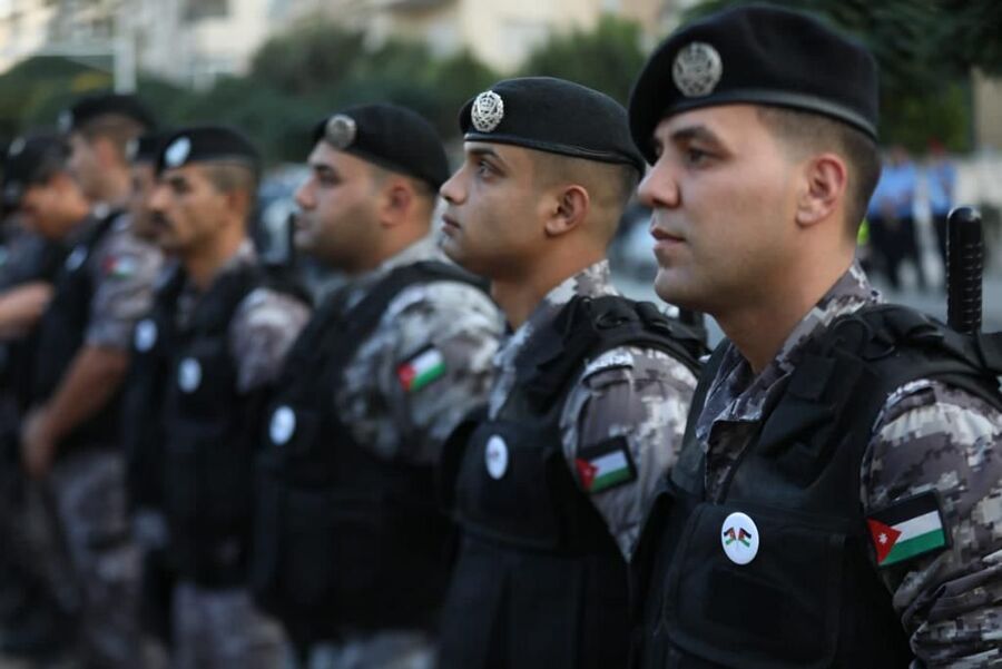 فوق الفوتيك.. صدور نشامى الأجهزة الامنية