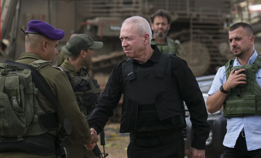 وزير الدفاع الإسرائيلي للقوات المتمركزة قرب