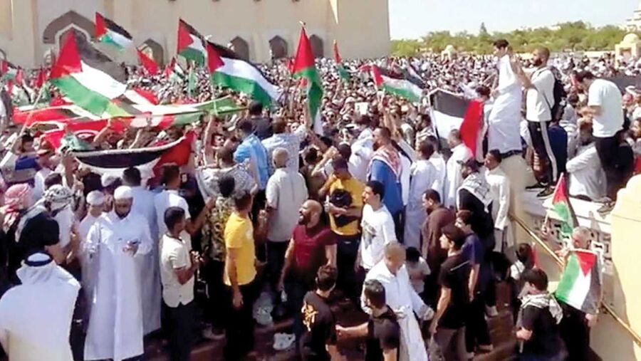 تظاهرة حاشدة في قطر تضامنا مع